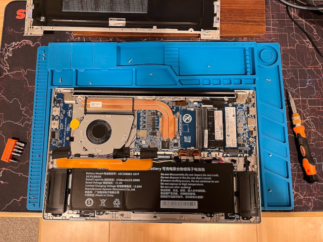 The motherboard of a Nimo N153