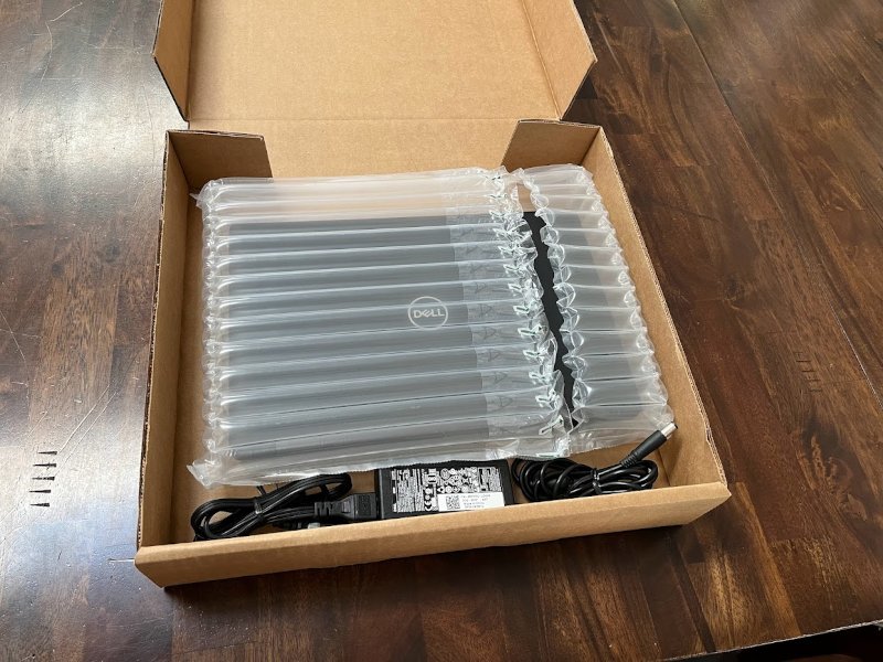 Unwrapping my Latitude 7490